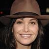 Gina Gershon