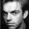 Hugo Weaving